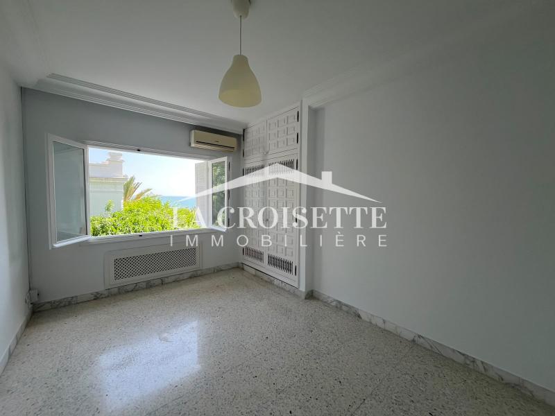 Villa S+4 avec vue sur mer à Carthage 